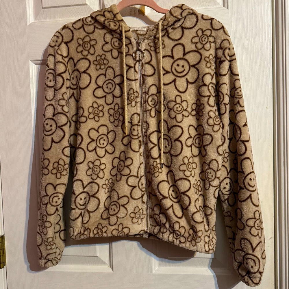 Fire & Fleur Tan/Black Smiling Daisies Full Zip Front Fuzzy Hoodie Jacket Size M